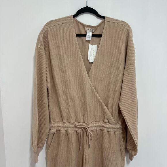 L Space Coastin Jogger Jumpsuit Tan Beige Pockets Drawstring Waist XL NWT Comfy - Picture 12 of 15